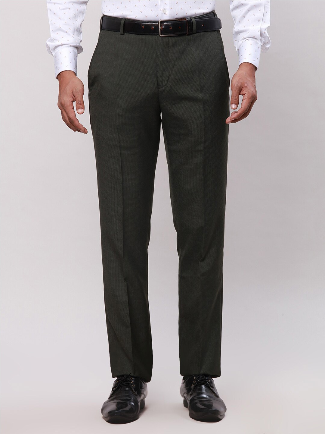 

Park Avenue Men Plain Formal Trouser, Green