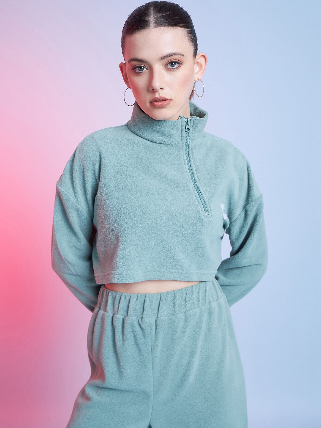 

STREET 9 Green Mock Collar Crop Sweatshirt