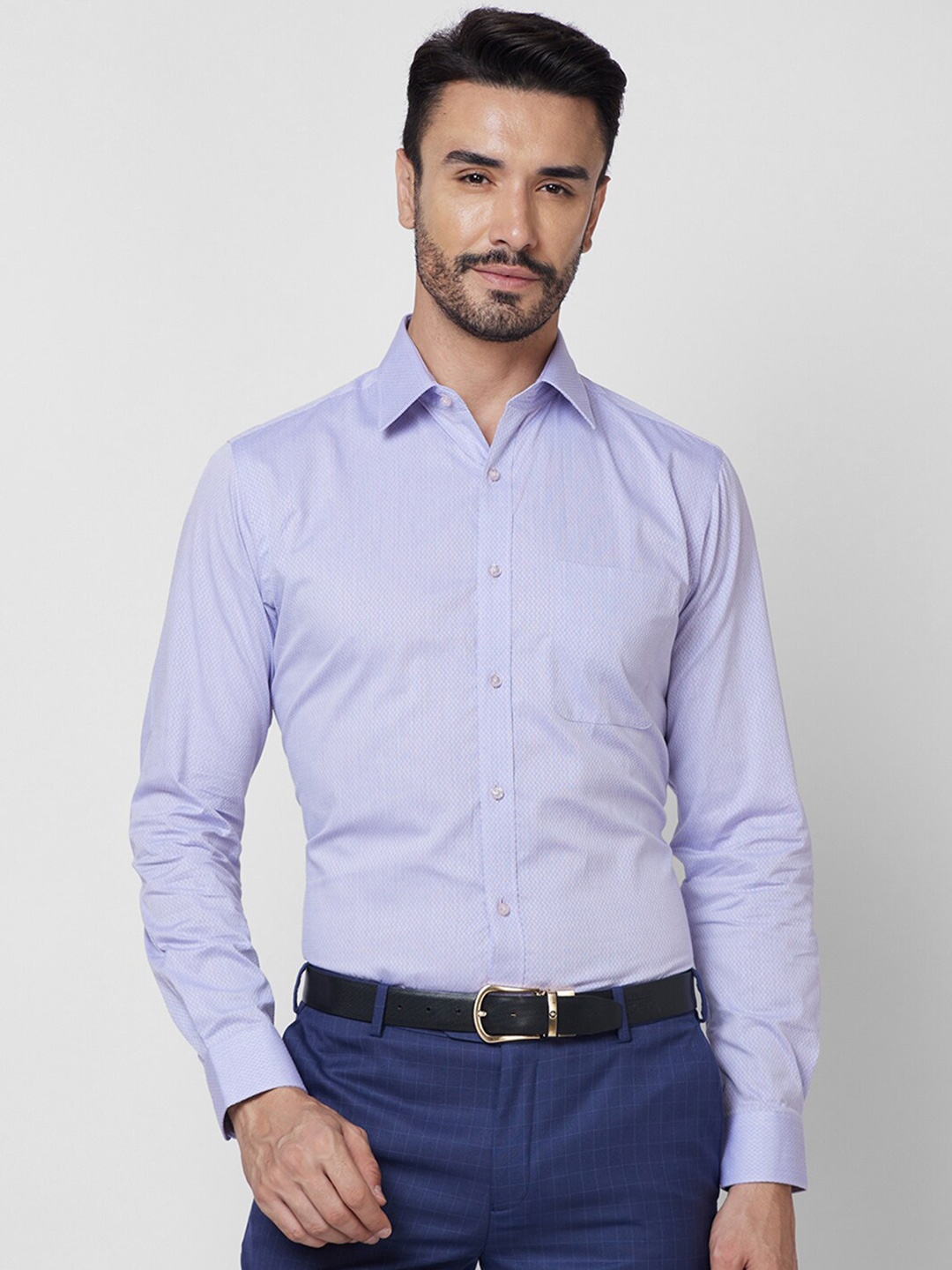 

Raymond Slim Fit Textured Cutaway Collar Pure Cotton Formal Shirt, Violet