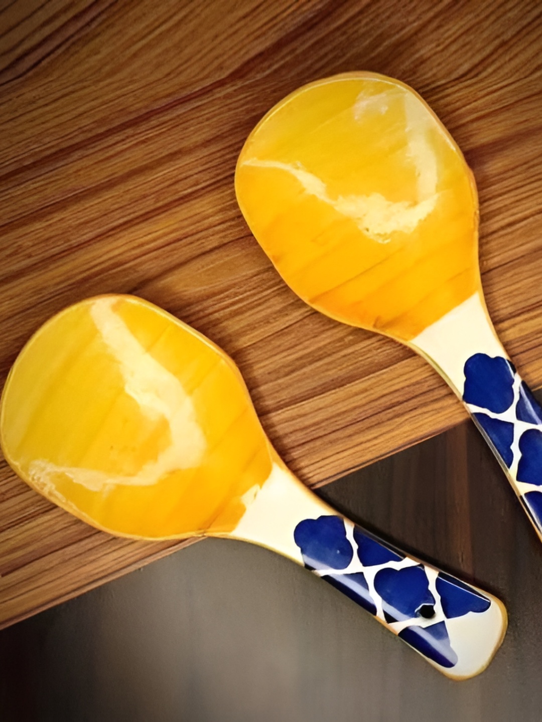 

Your Local Store Yellow & White 2 Pieces Ceramic Easy to Clean Serving Cutlery