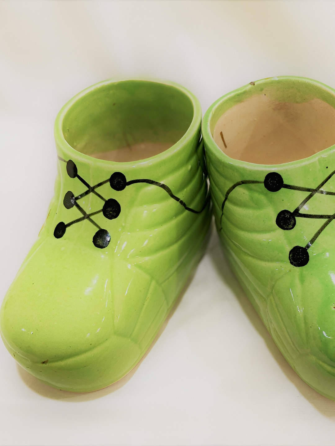 

Your Local Store Green 2 Pieces Shoe Shaped Ceramic Planters