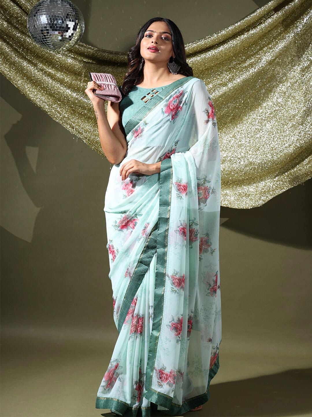 

PATLIPALLU Floral Printed Saree, Green