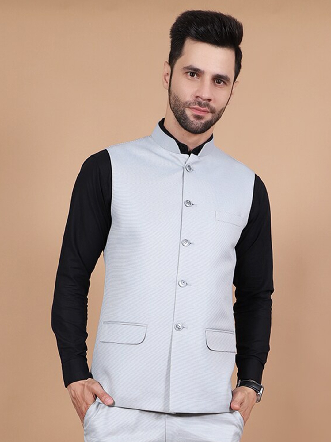 

Wintage Single-Breasted Two-Piece Party Suit, Silver
