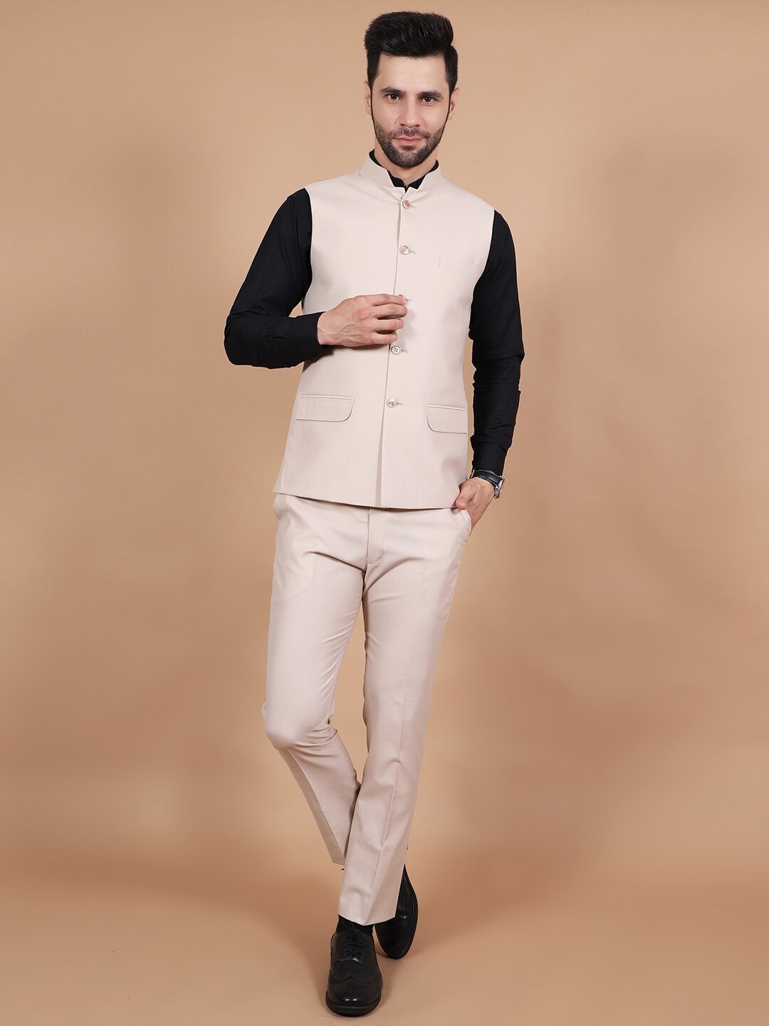 

Wintage Single-Breasted Two-Piece Formal Suit, Beige