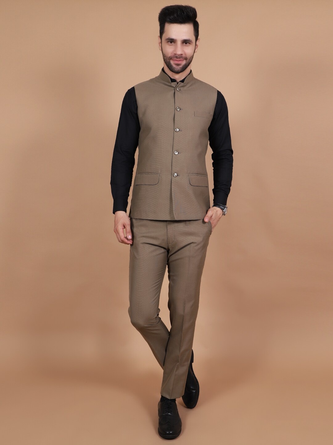 

Wintage Single-Breasted Two-Piece Formal Suit, Brown