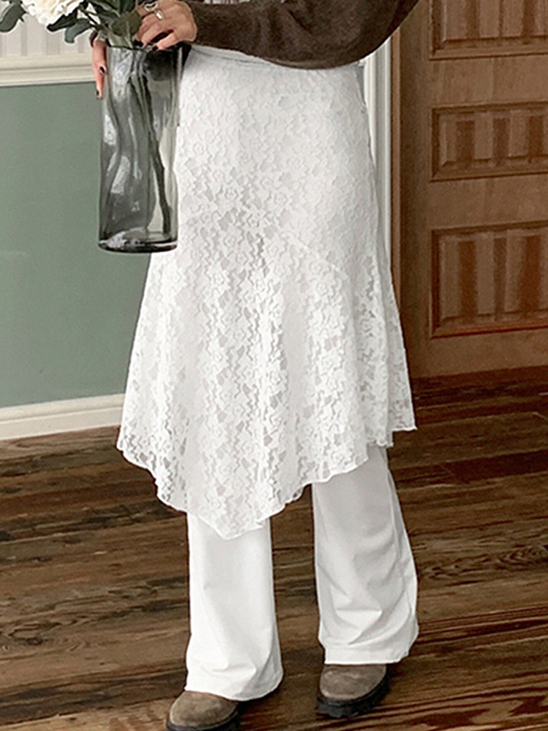 

LULU & SKY Self Design High Low Midi Skirt, White
