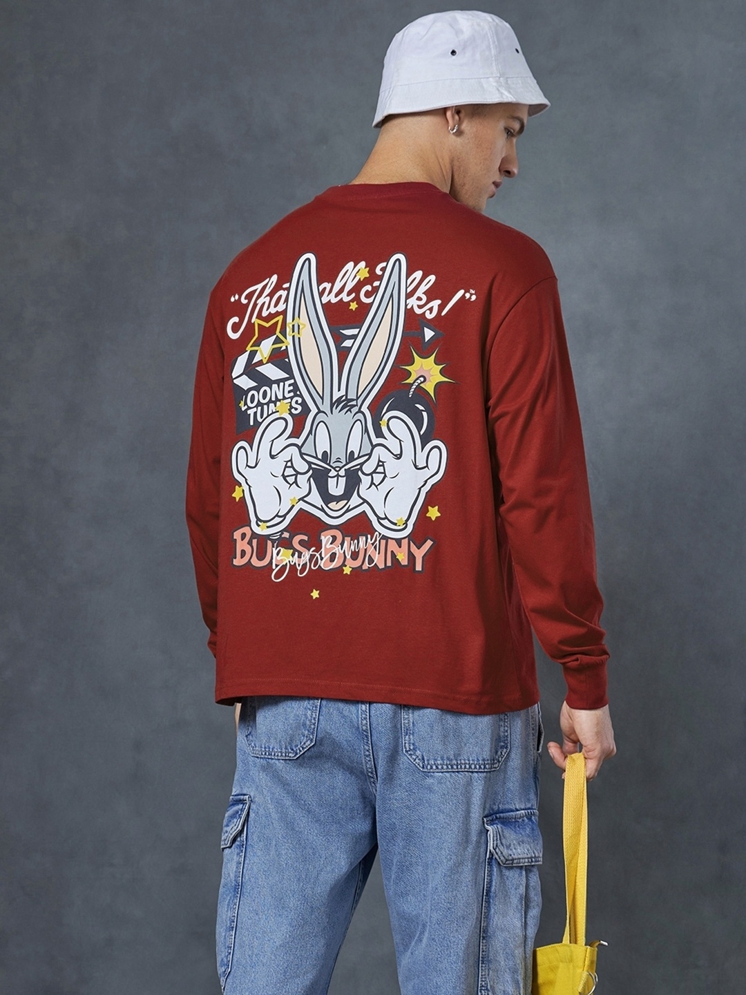

Bewakoof Looney Tunes Graphic Printed Drop-Shoulder Sleeves Oversized Cotton T-shirt, Red