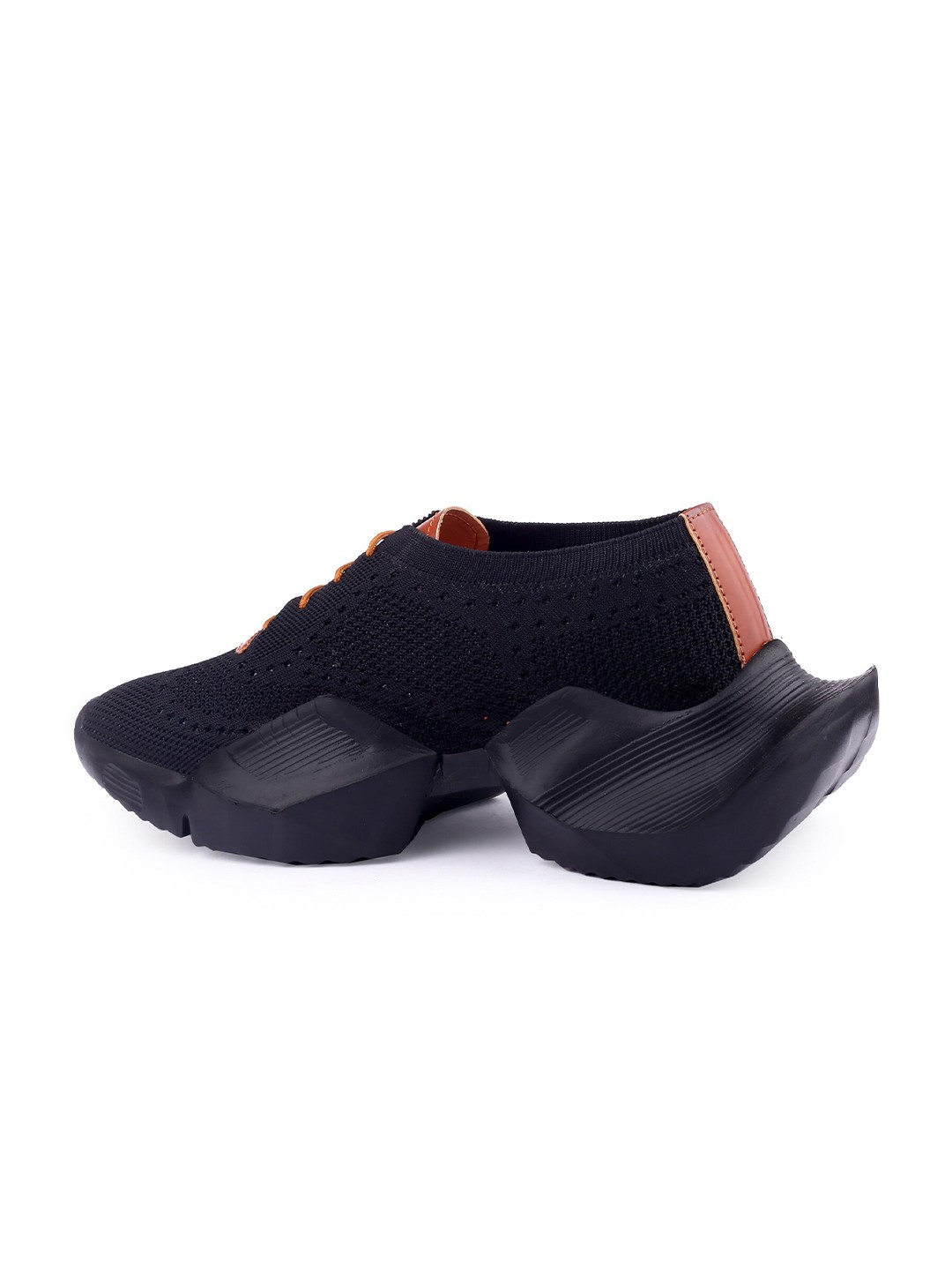 

Bxxy Men Round Toe Mesh Sneakers, Black