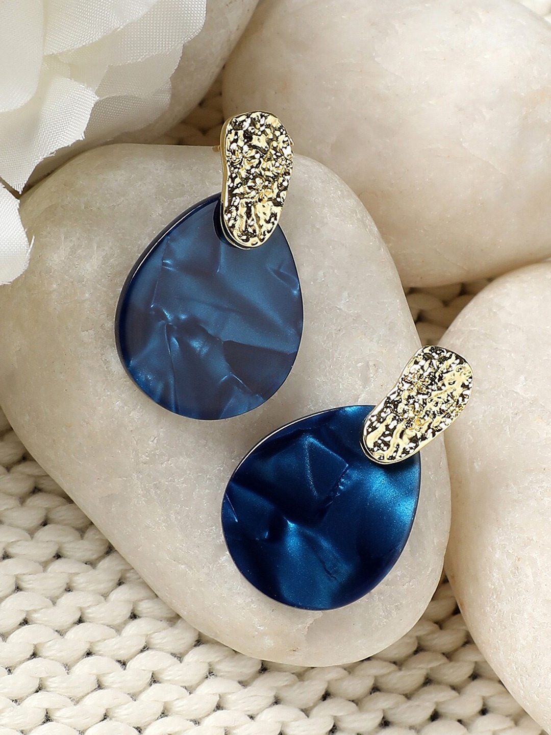 

DressBerry Blue Gold Plated Stone Studded Contemporary Drop Earrings