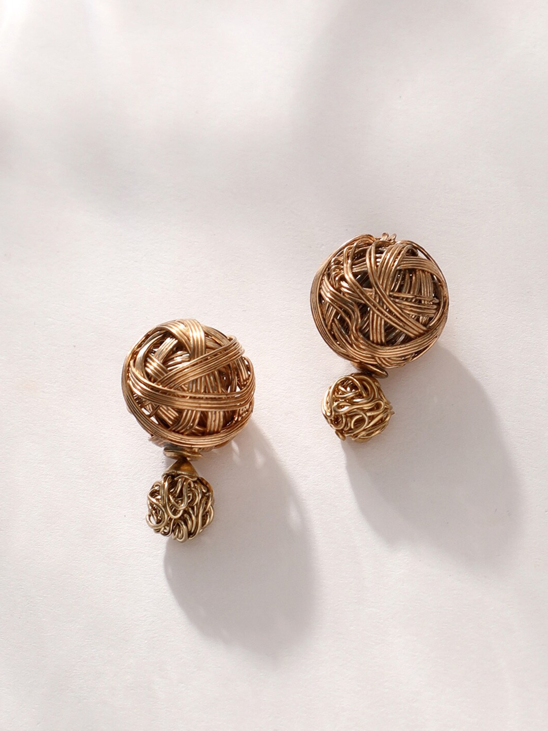 

DressBerry Rose Gold-Plated Contemporary Studs Earrings