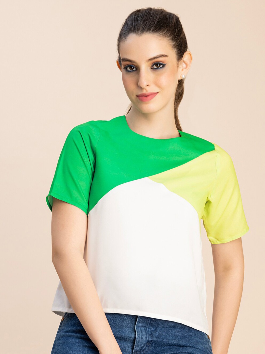 

Moomaya Colourblocked Short Sleeves Round Neck Boxy Top, Green