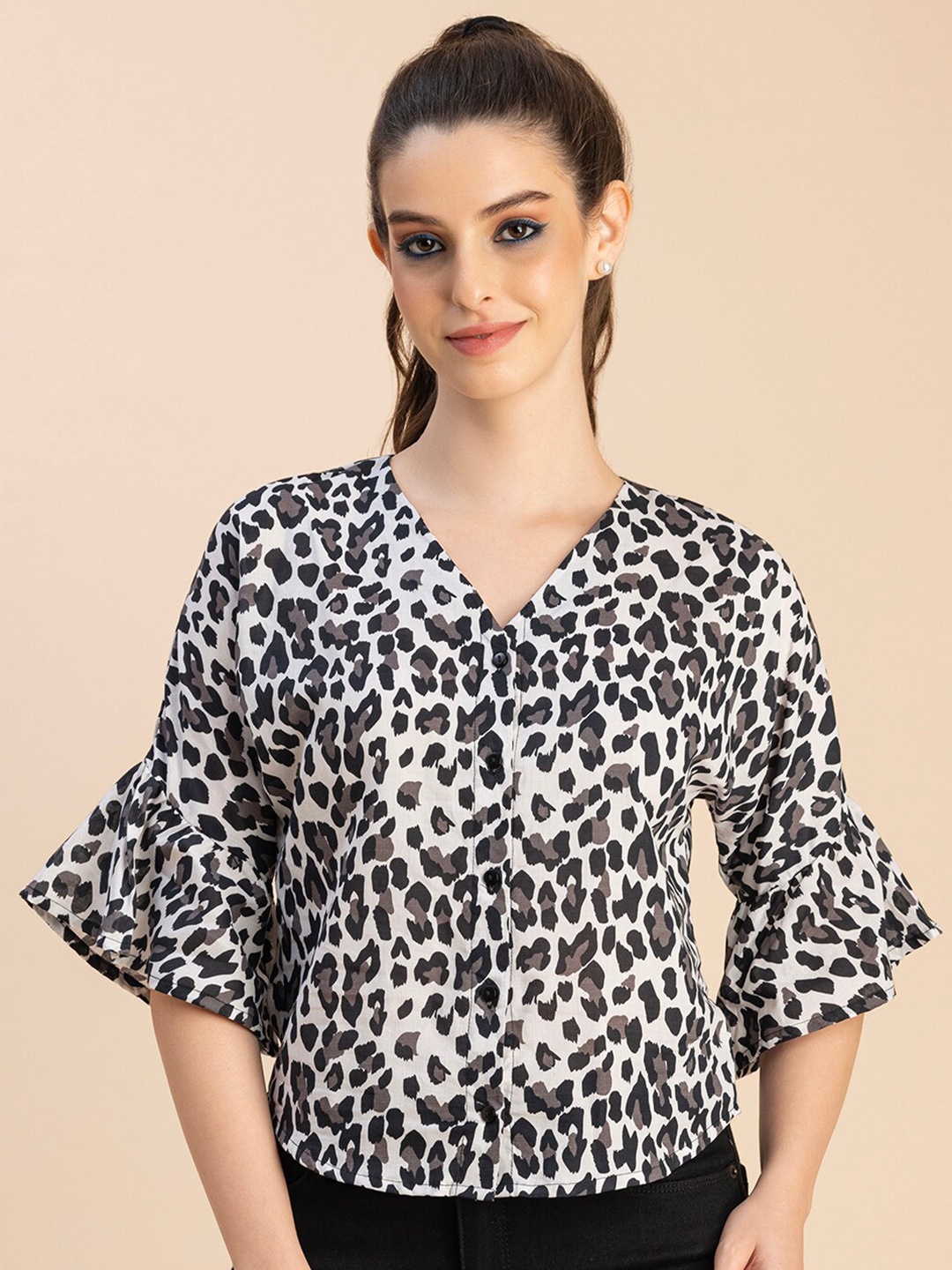 

Moomaya Animal Printed Bell Sleeves V-Neck Cotton Top, Grey