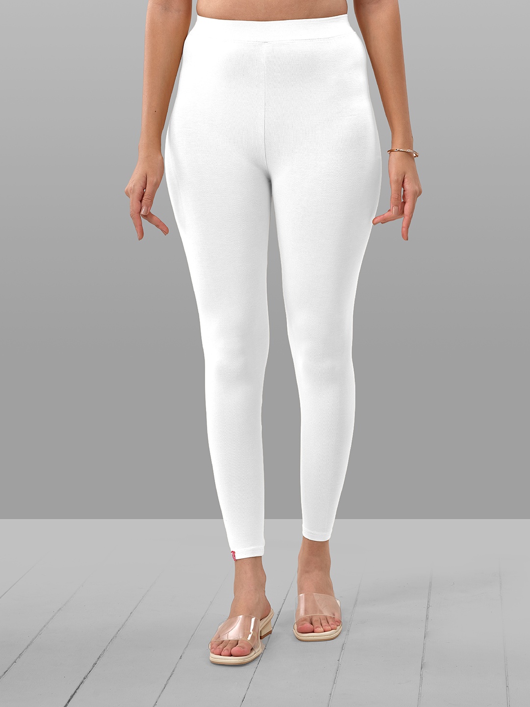 

LYRA Premium Ankle Length Leggings, White