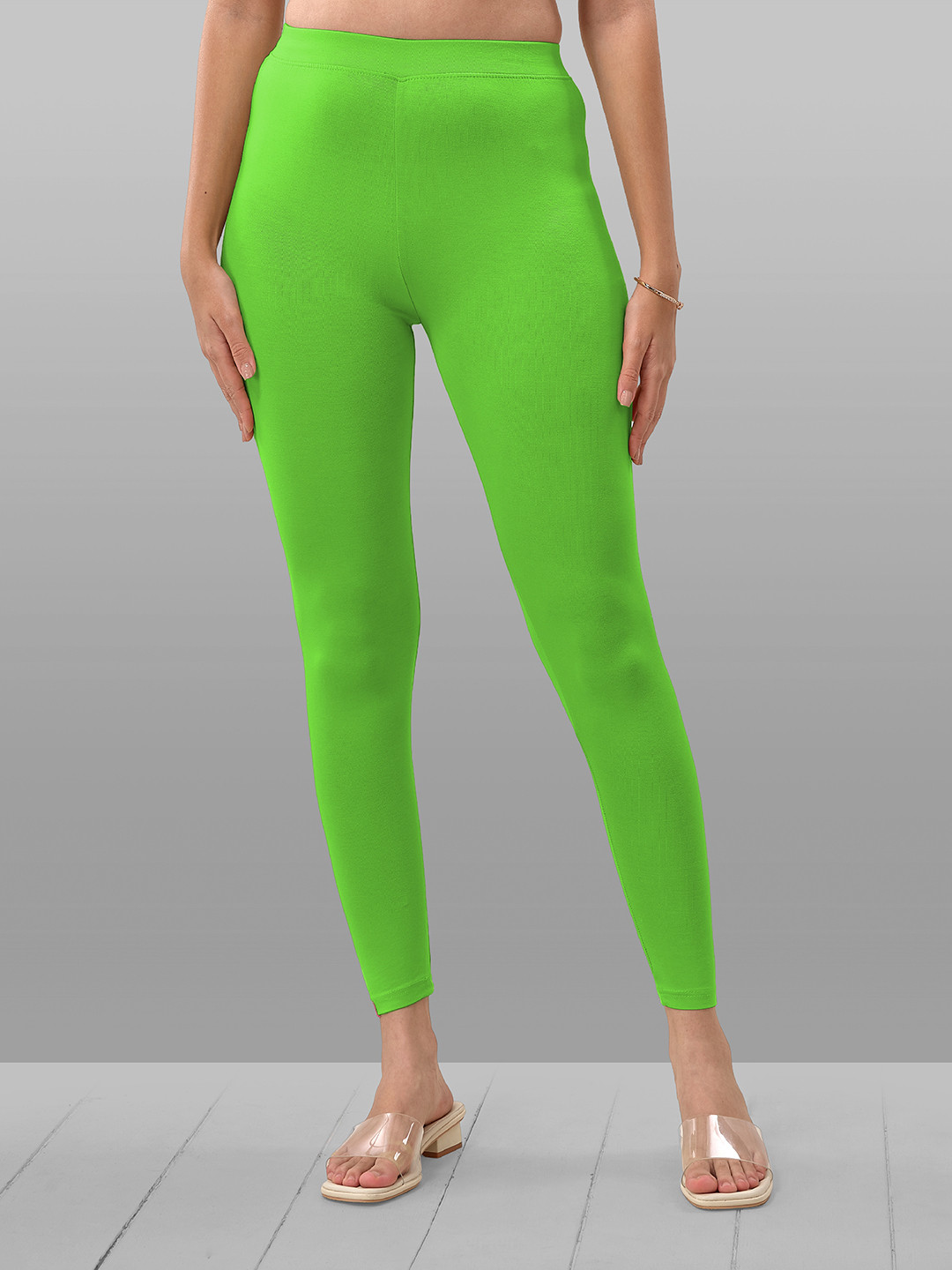 

LYRA 4-Way Stretch Ankle Length Leggings, Green