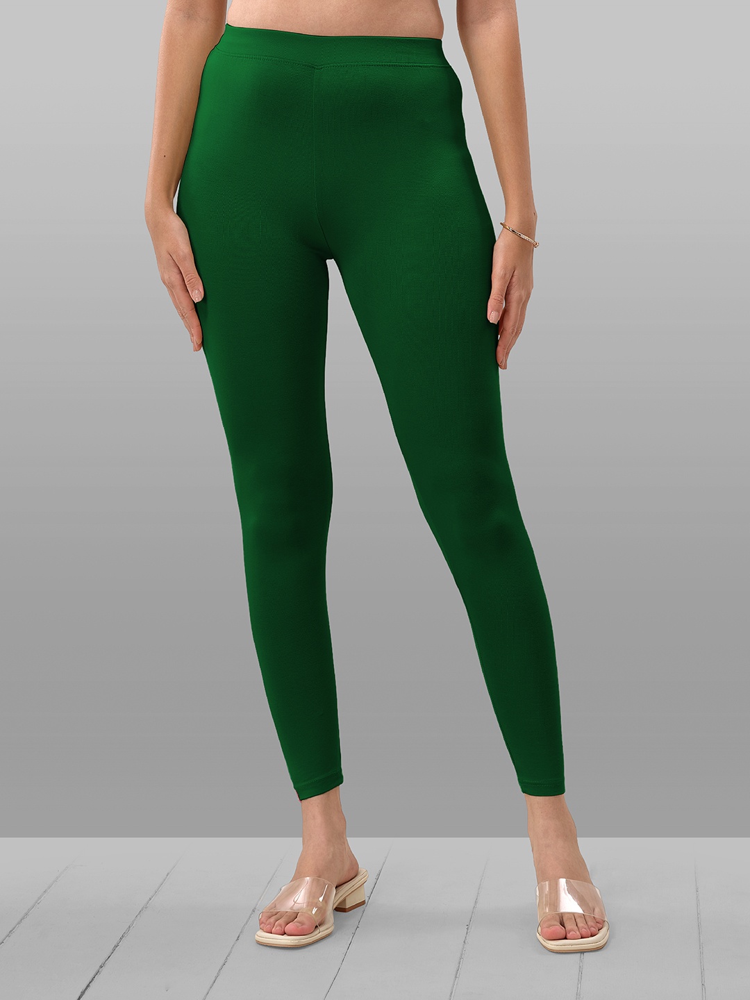 

LYRA 4-Way Stretch Ankle Length Leggings, Green