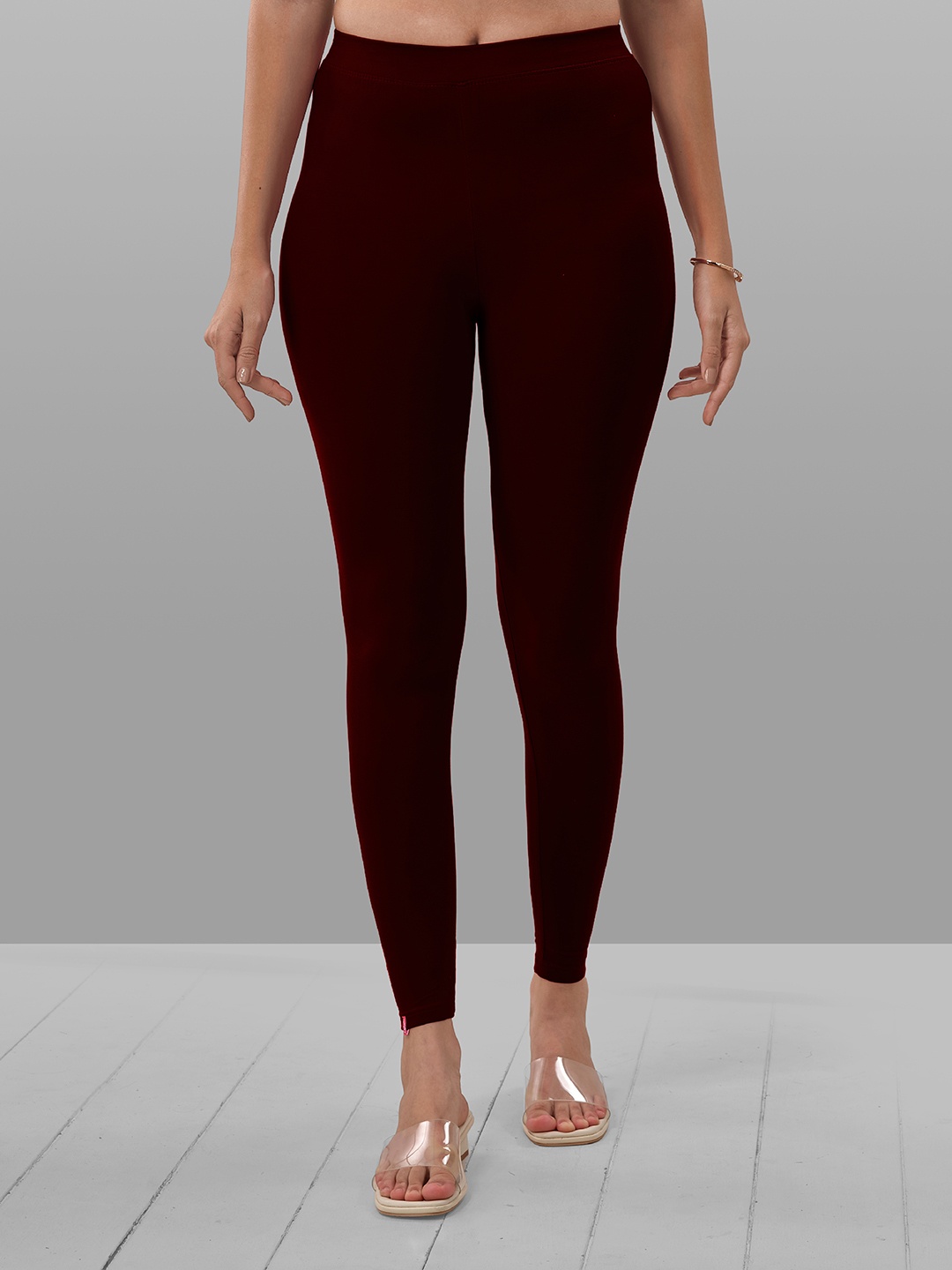 

LYRA 4-Way Stretch Ankle Length Leggings, Maroon