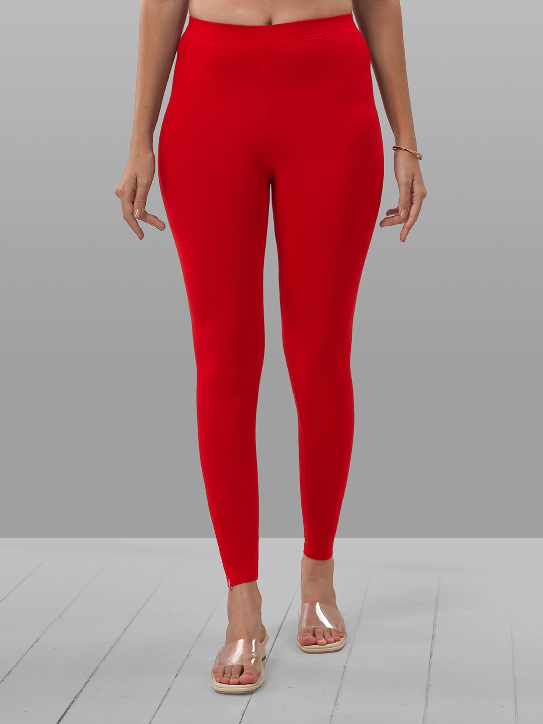 

LYRA Ankle-Length Leggings, Red