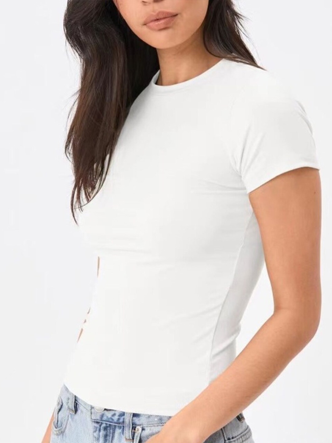 

StyleCast White Round Neck Fitted Top