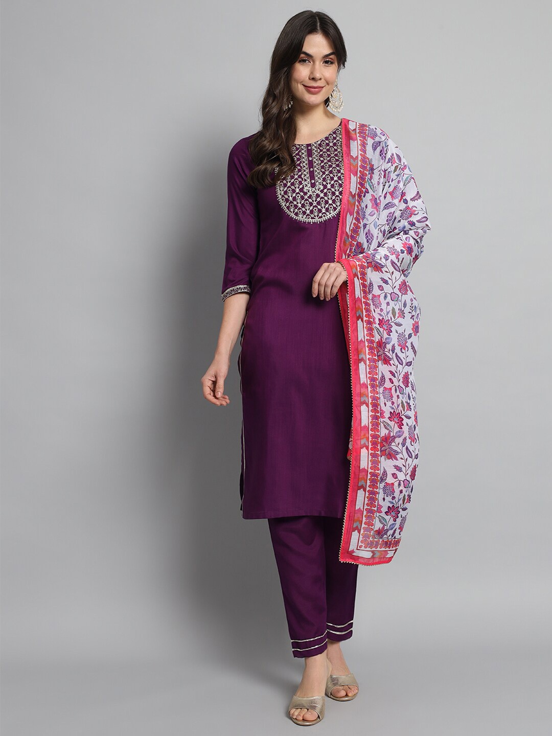 

JAPNAAM Yoke Design Embroidered Straight Kurta With Trousers & Dupatta, Violet