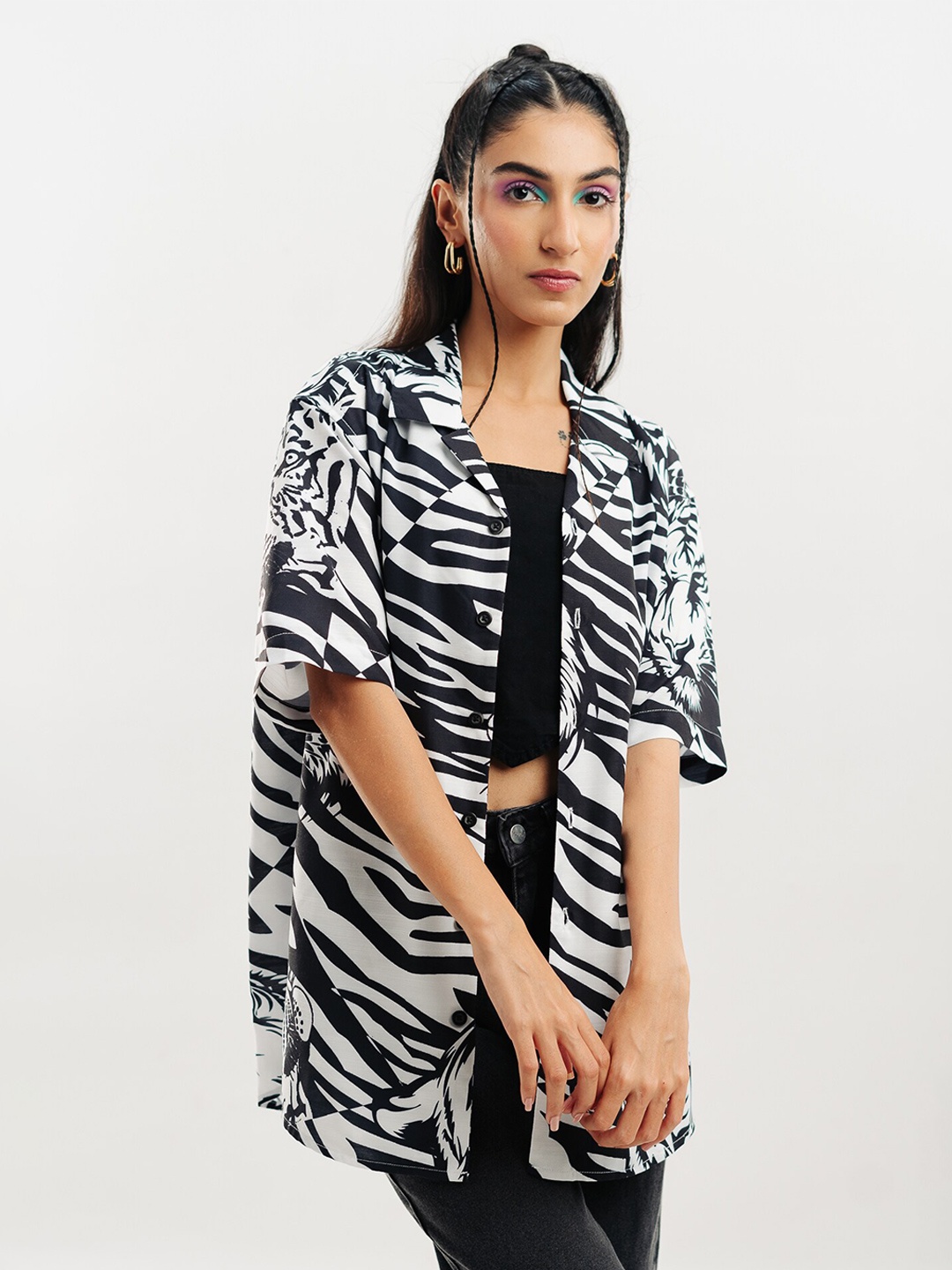 

FREAKINS Animal Printed Spread Collar Opaque Cotton Oversized Casual Shirt, White