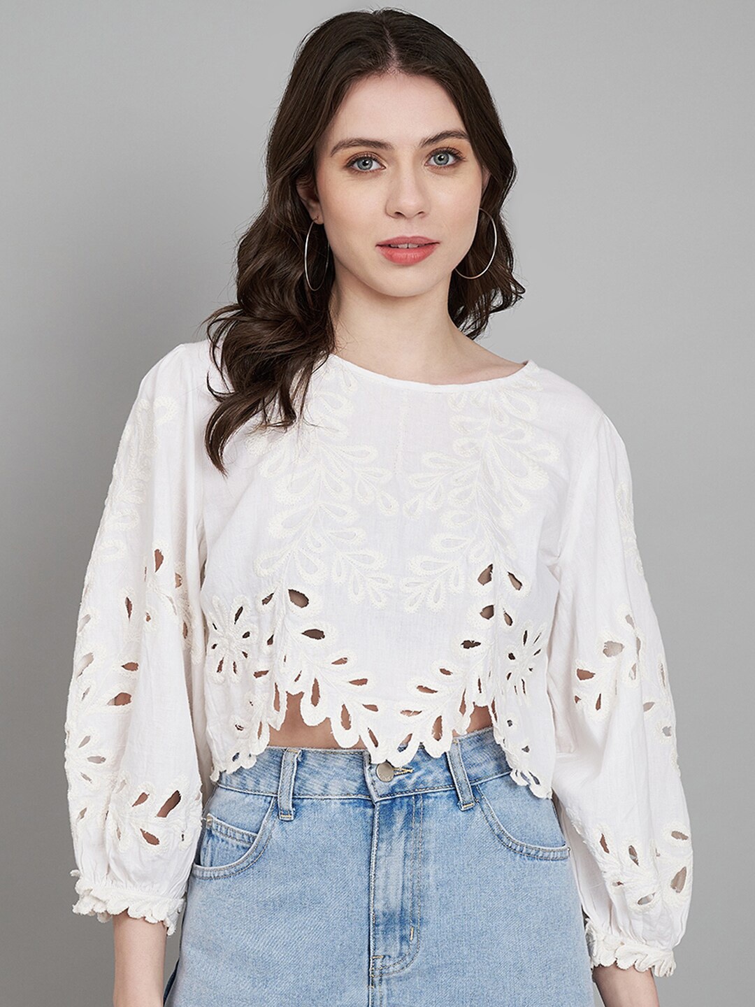 

Amagyaa Floral Embroidered Puff Sleeve Cut Out Cotton Regular Crop Top, White