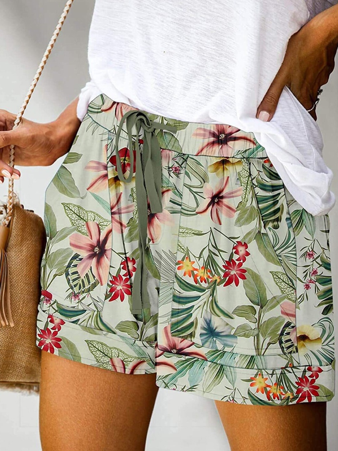 StyleCast Women Green Floral Printed Above Knee Shorts