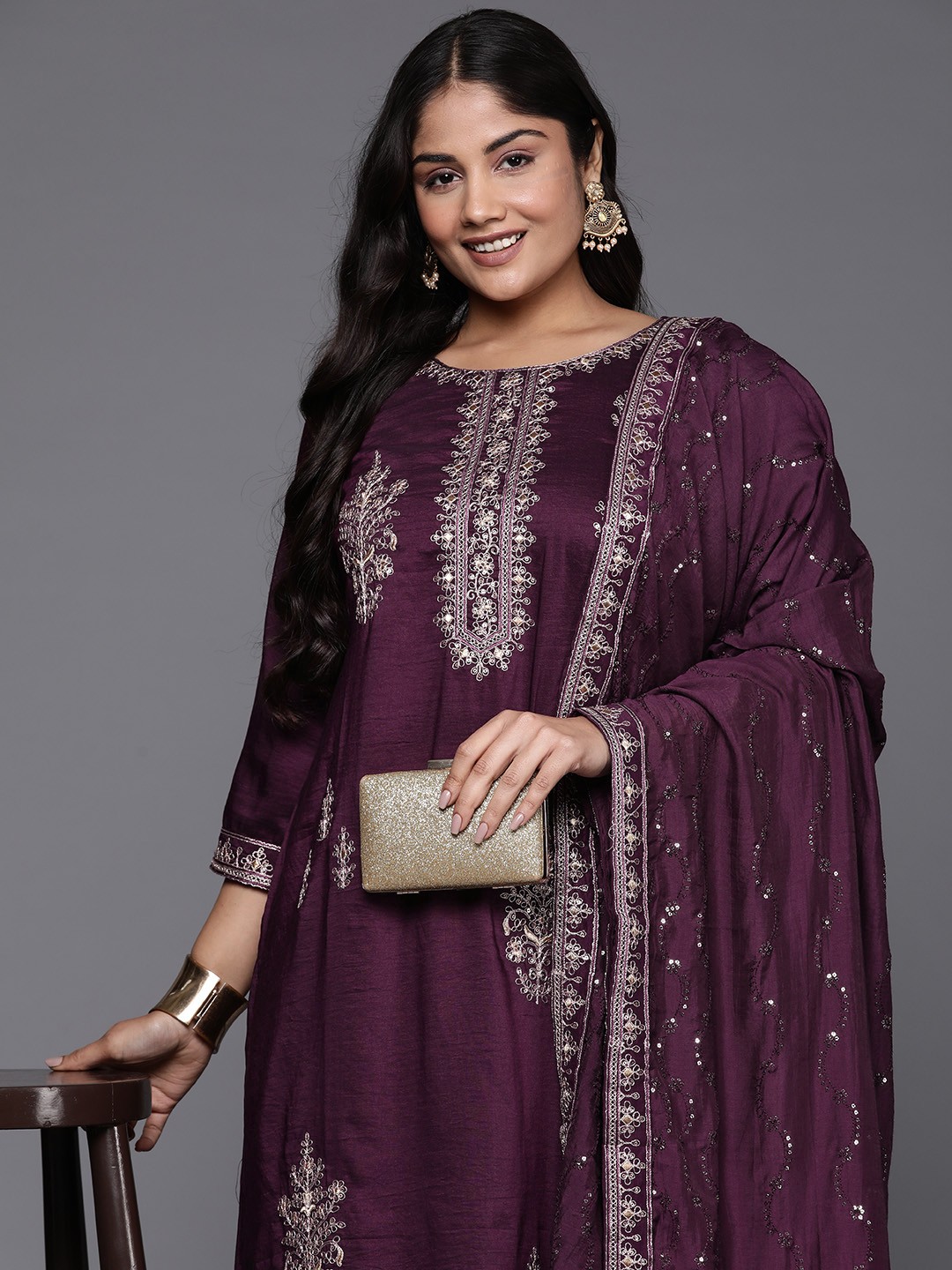 

Indo Era Plus Size Ethnic Motifs Embroidered Sequinned Kurta with Trousers & Dupatta, Purple
