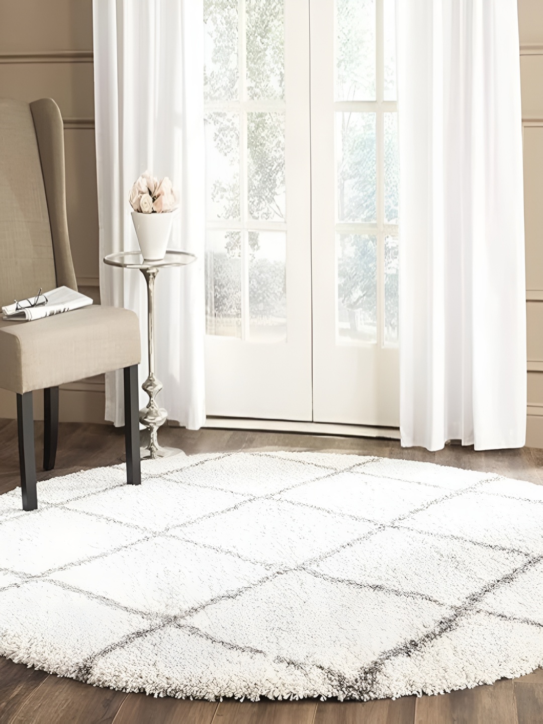 

Shopgallery White & Grey Geometric Anti-Skid Shaggy Carpet