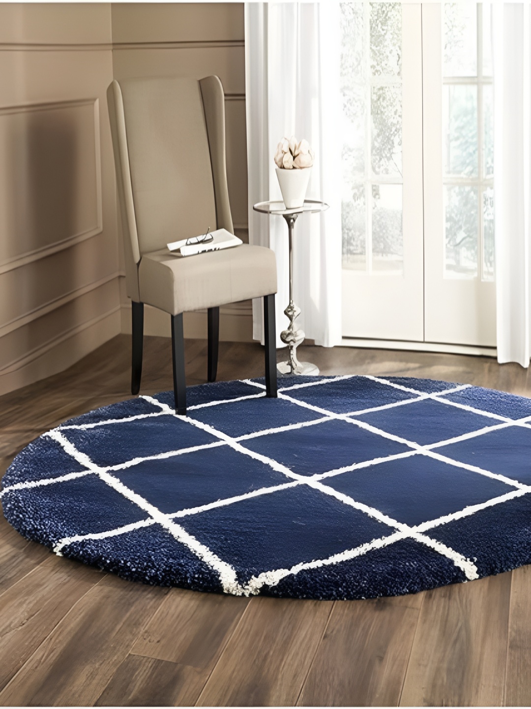 

Shopgallery Blue & white Geometric Anti-Skid Carpet