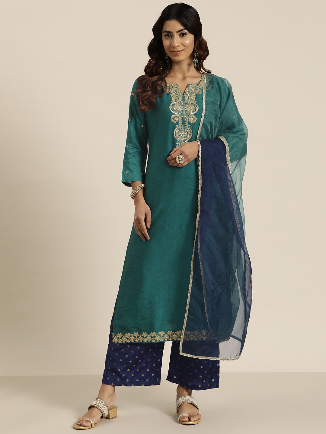 

HERE&NOW Women Floral Embroidered Regular Sequinned Chanderi Silk Kurta with Trousers & With Dupatta, Turquoise blue
