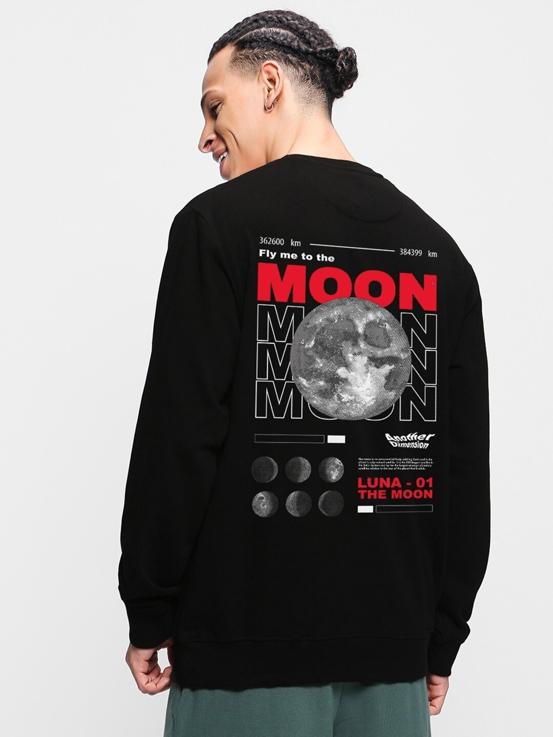 

Bewakoof Fly Me to The Moon Graphic Printed Fleece Pullover Sweatshirt, Black