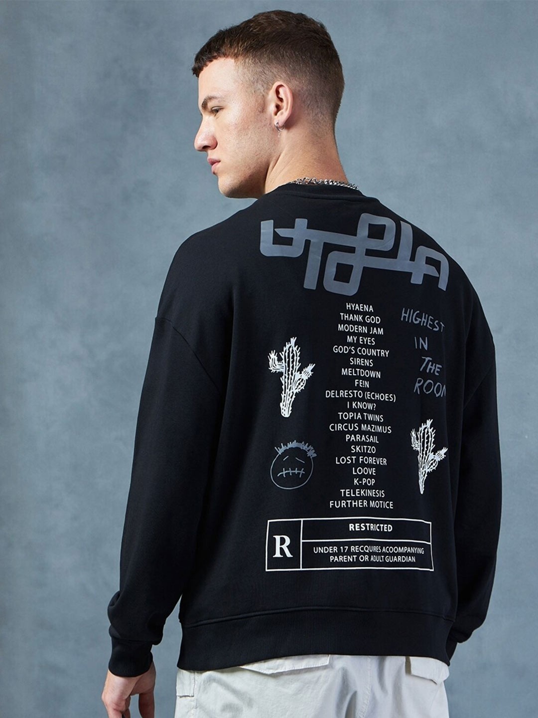

Bewakoof Utopia Graphic Printed Oversized Cotton Pullover Sweatshirt, Black