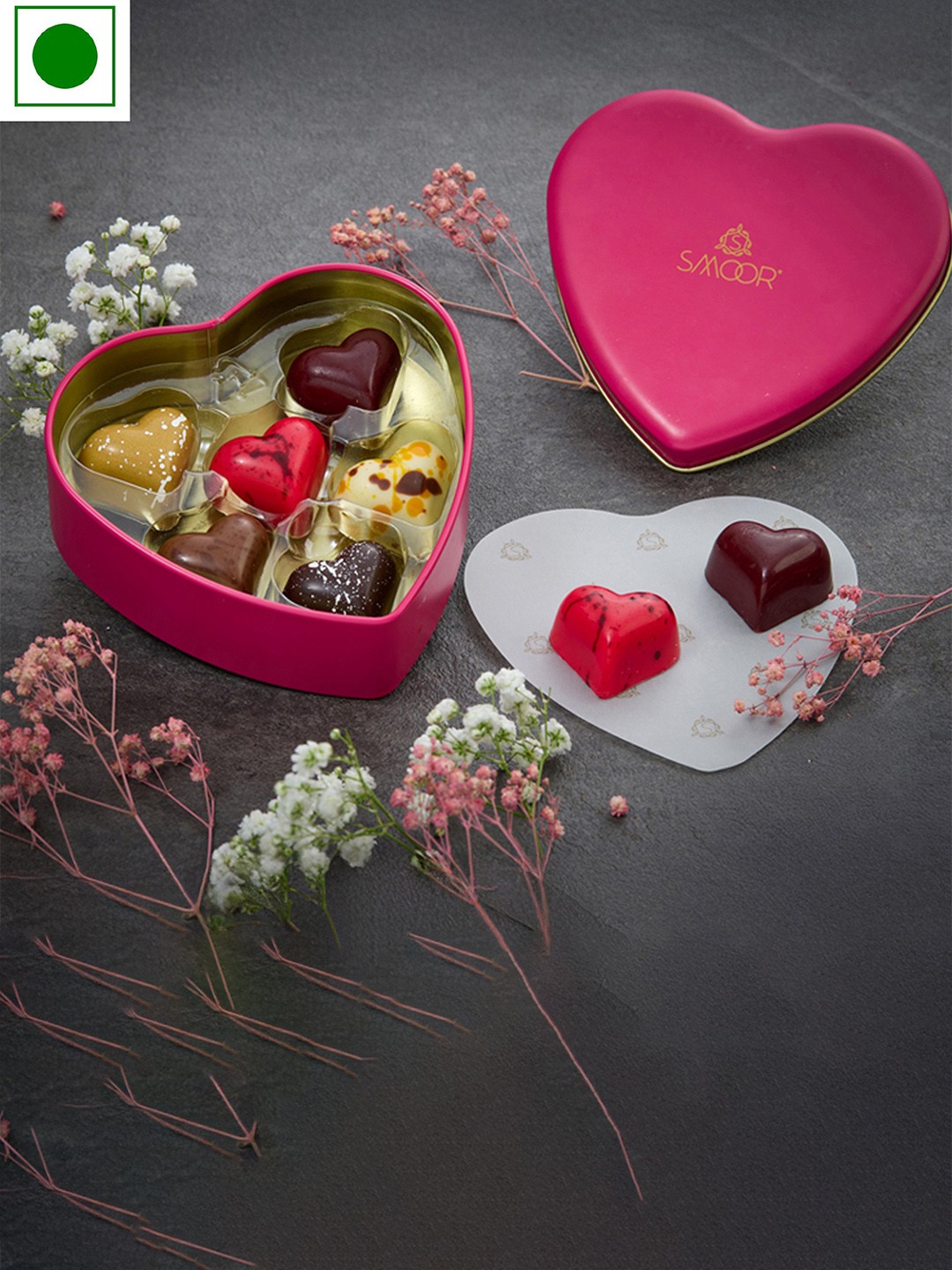 

SMOOR Valentine's Day Heart Shaped Praline Chocolate Gift-72 Gms, Pink