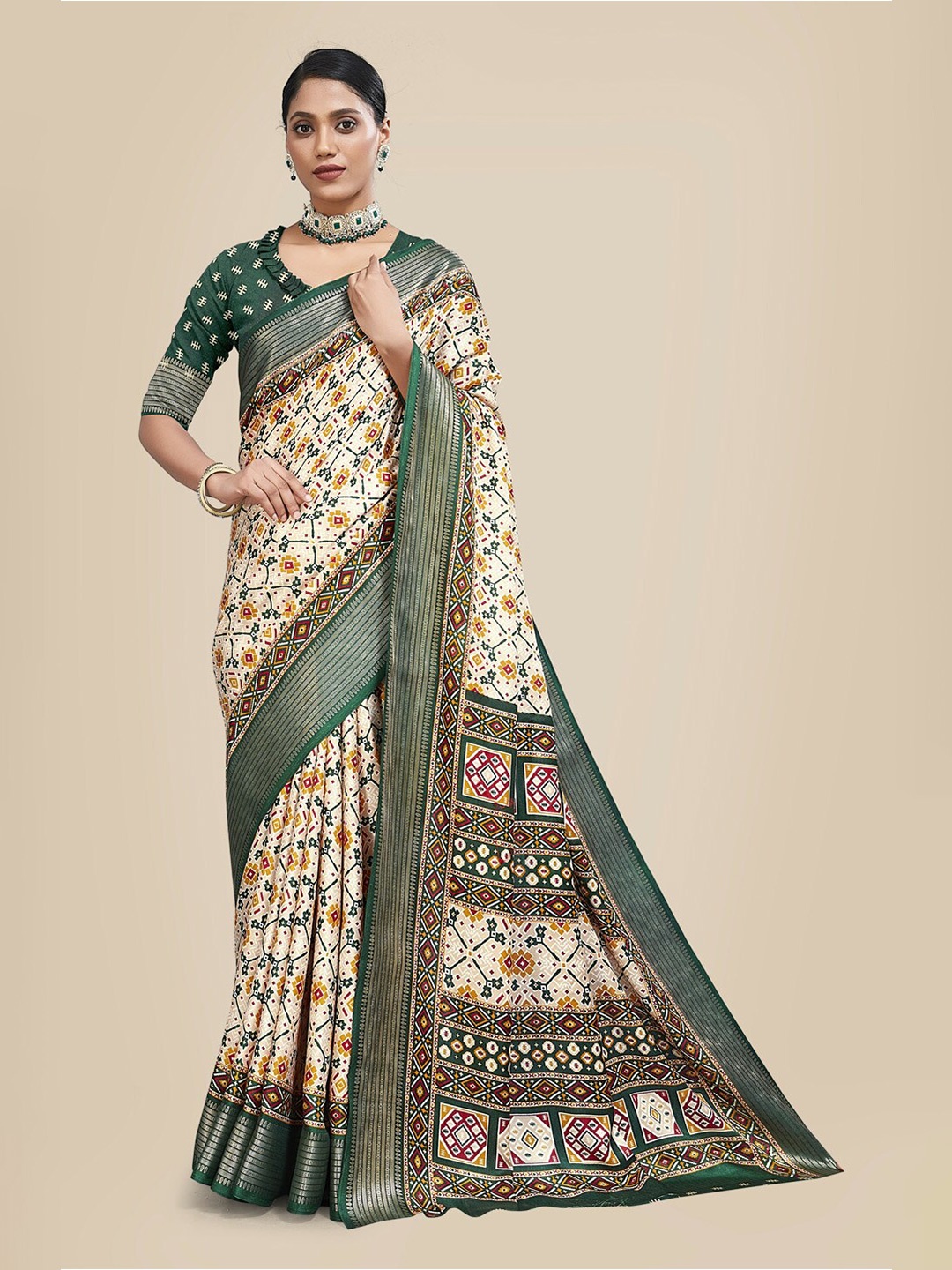 

VILLAGIUS Ethnic Motifs Zari Pashmina Patola Saree, Green
