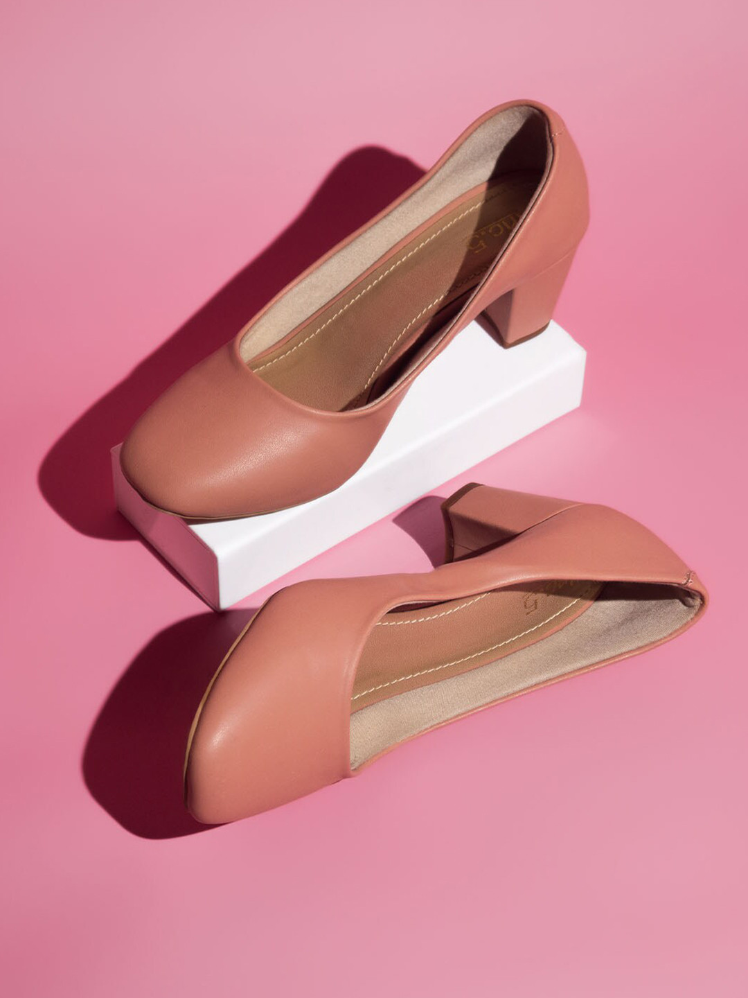 

Inc 5 Round Toe Block Heeled Pumps, Peach