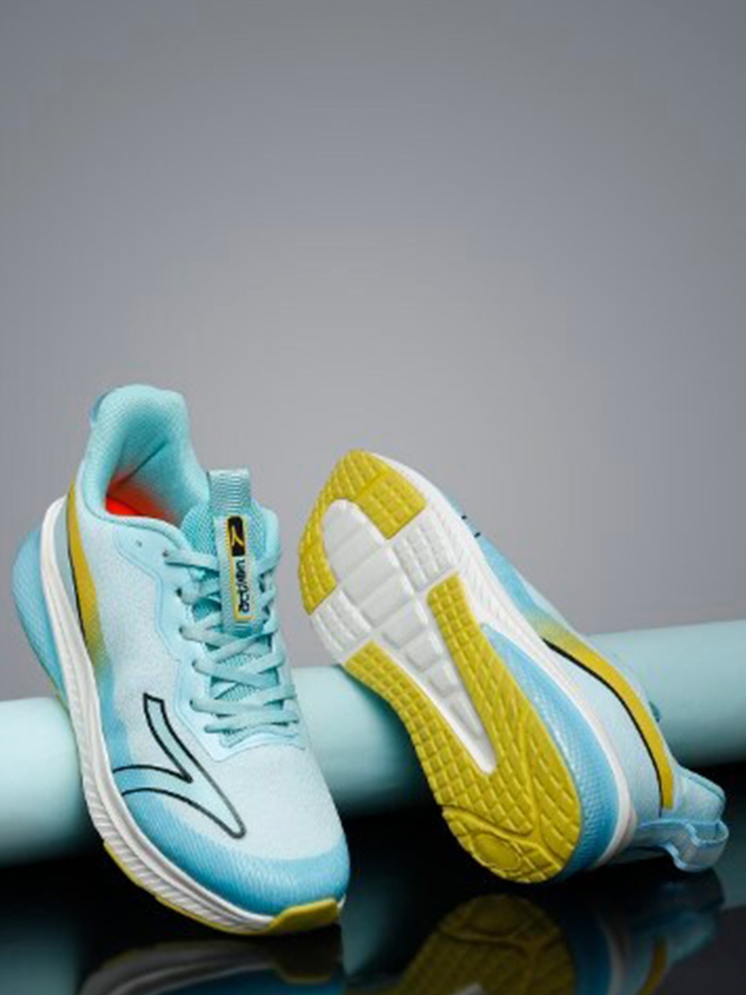 

Action Men Lightweight Breathable Training or Gym Shoes, Blue