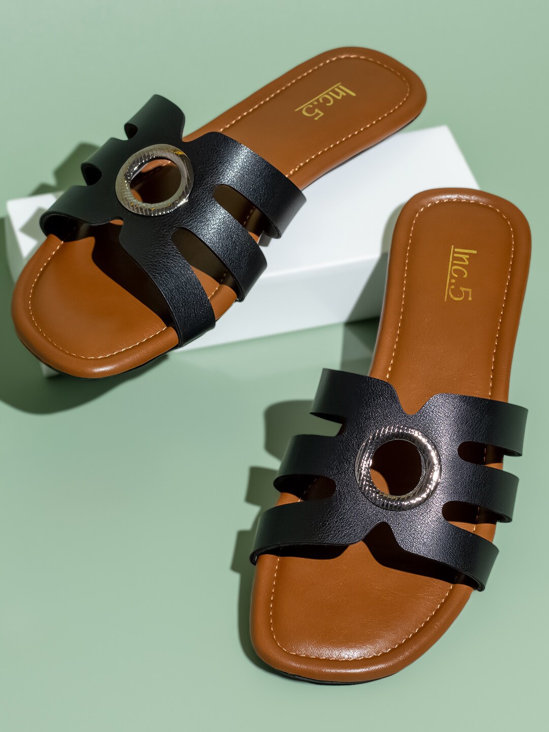 

Inc 5 Colourblocked Open Toe Flats, Black