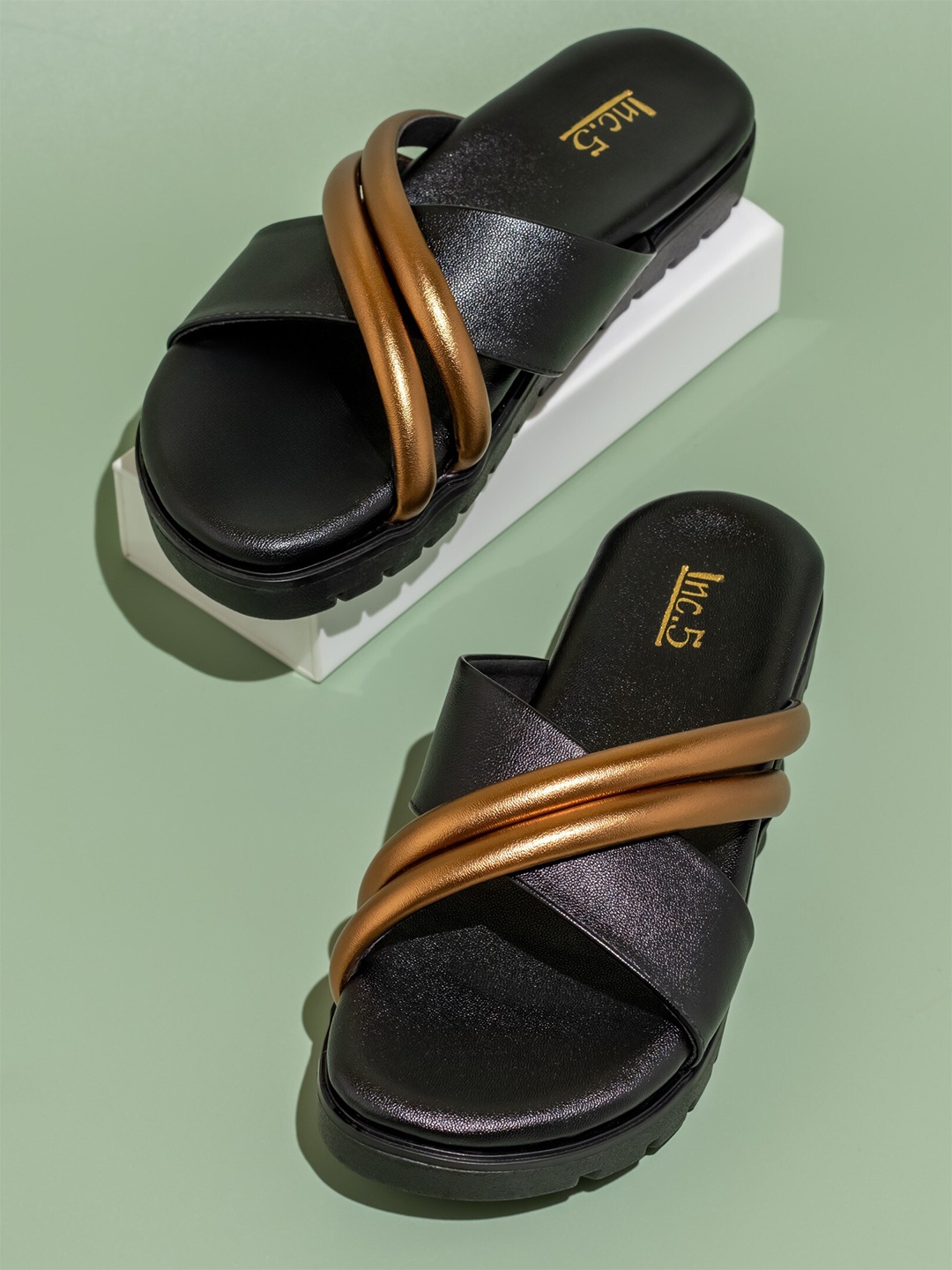 

Inc 5 Colourblocked Open Toe Flats, Black