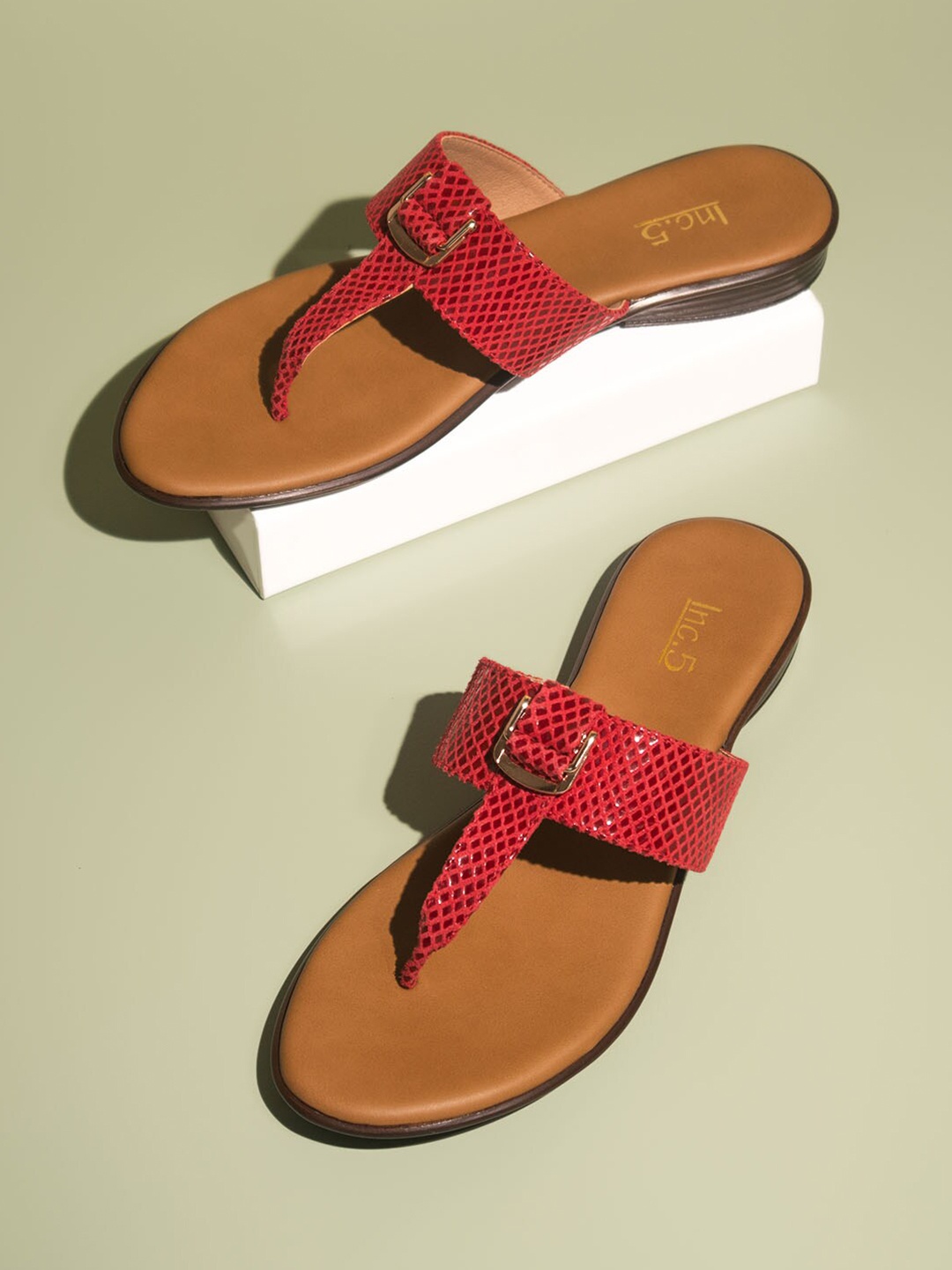 

Inc 5 Textured Open Toe T-Strap Flats & Buckles, Red