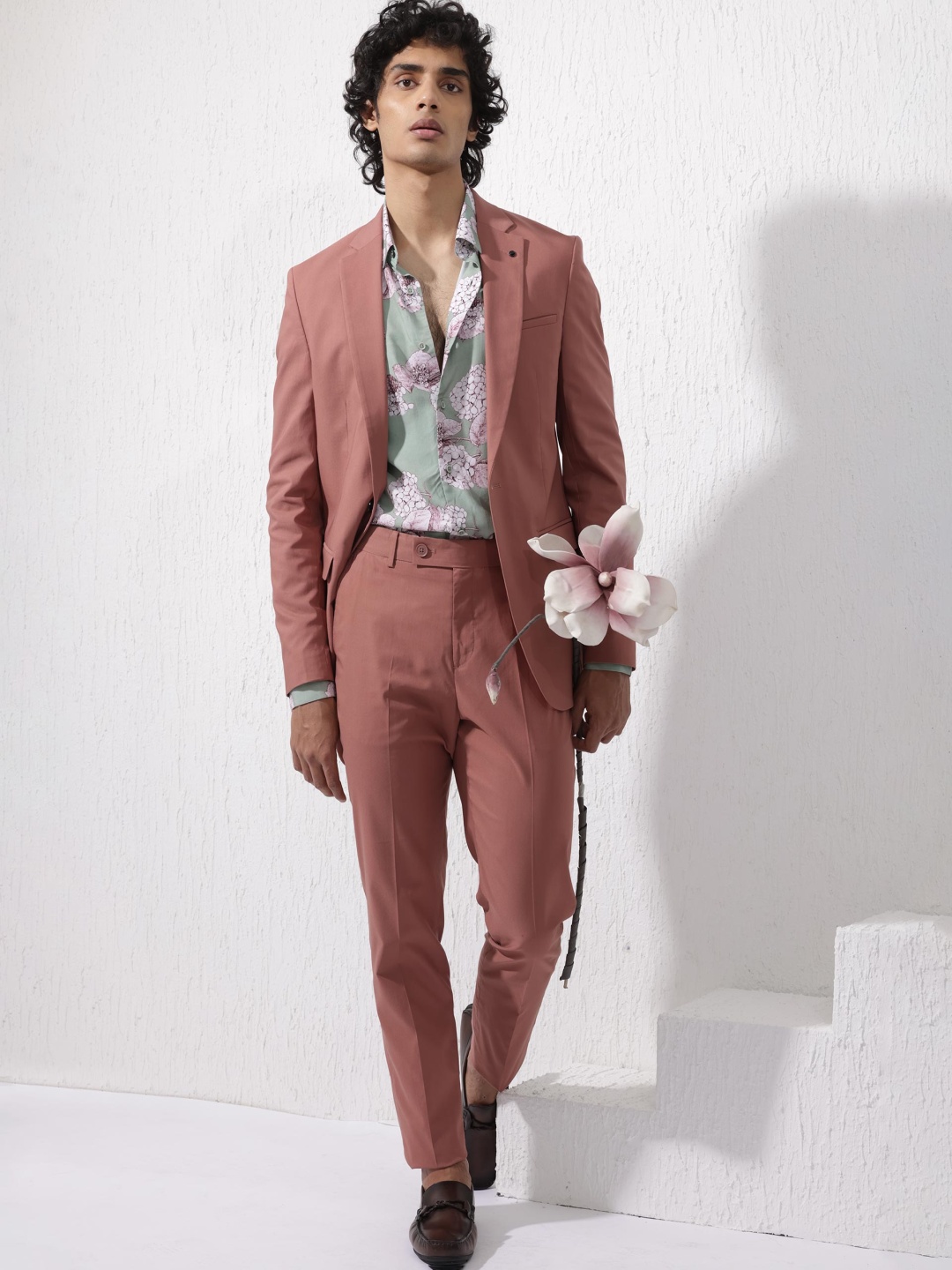

RARE RABBIT Men Slim-Fit Single-Breasted Two-Piece Formal Suit, Pink