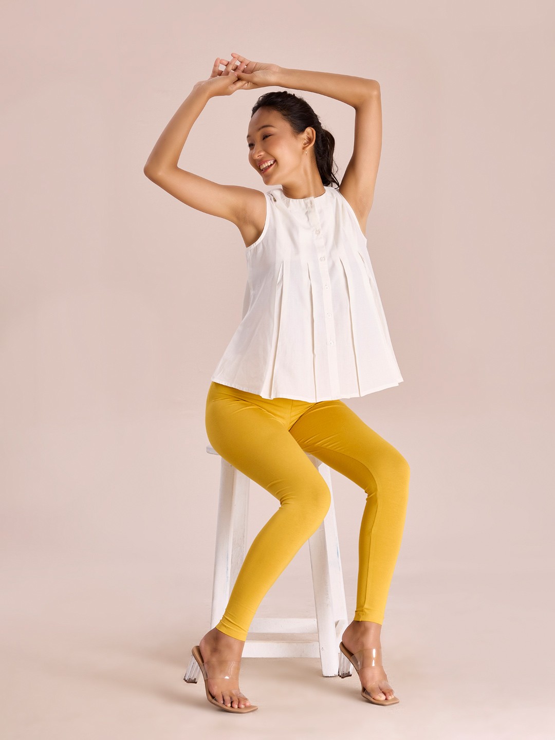 

Go Colors Women Yellow Solid Ankle-Length Leggings