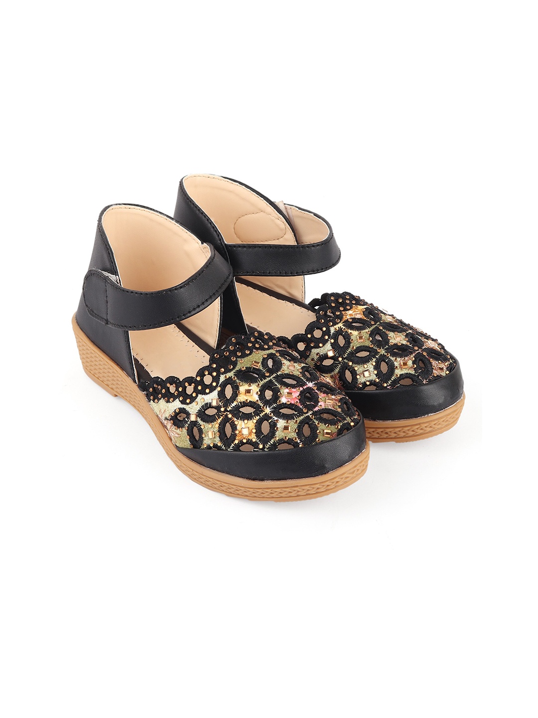 

BAESD Girls Embellished Round Toe Ballerinas, Black