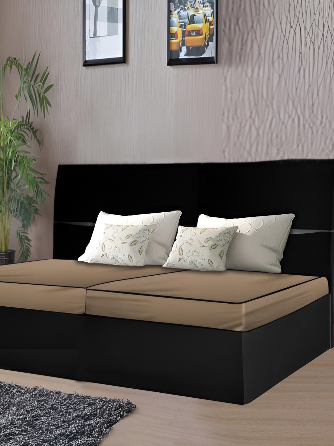

Stylista Beige Cotton Water Resistant Elastic Strap Double Size Mattress Protector