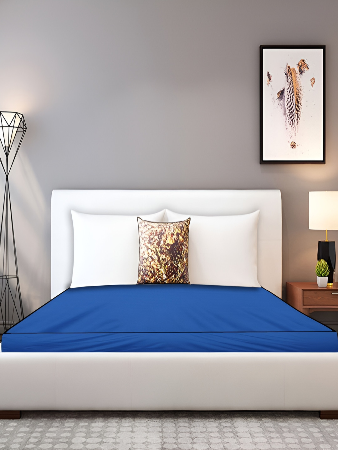 

Stylista Blue Cotton Water Resistant Elastic Strap Mattress Protector