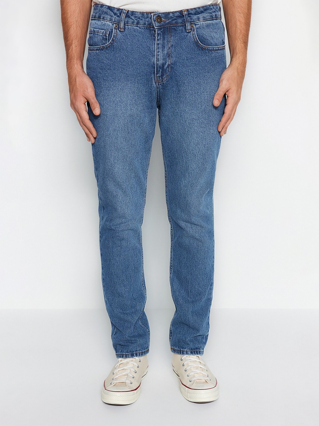 

Trendyol Men Clean Look Light Fade Pure Cotton Jeans, Blue