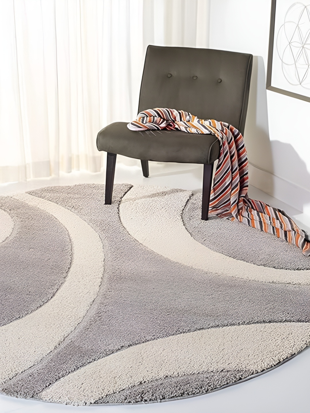 

Shopgallery Beige & White Abstract Anti Skid Shaggy Carpet