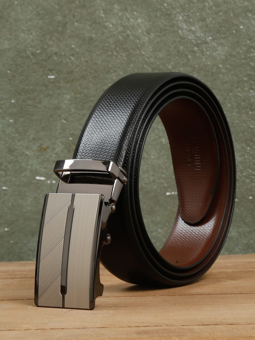 

Teakwood Leathers Men Textured Reversible Formal Belt, Black