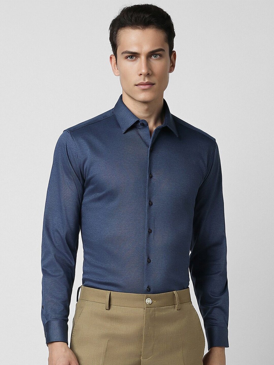 

Van Heusen Slim Fit Pure Cotton Formal Shirt, Navy blue