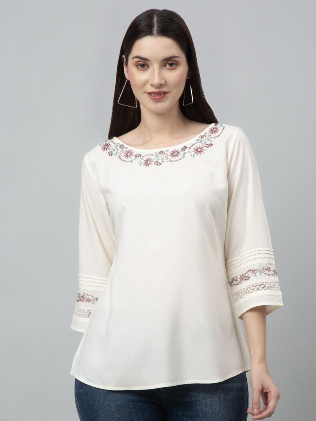 

GRACIT Floral Embroidery Boat Neck Three-Quarter Sleeves Top, Cream