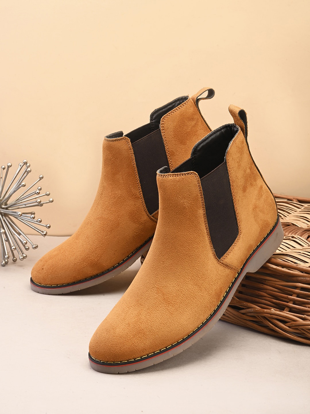 The Roadster Lifestyle Co Round Toe Chelsea Boots, Tan